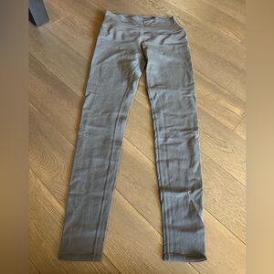 Alo Medium High-Waist Airbrush Legging in Anthracite